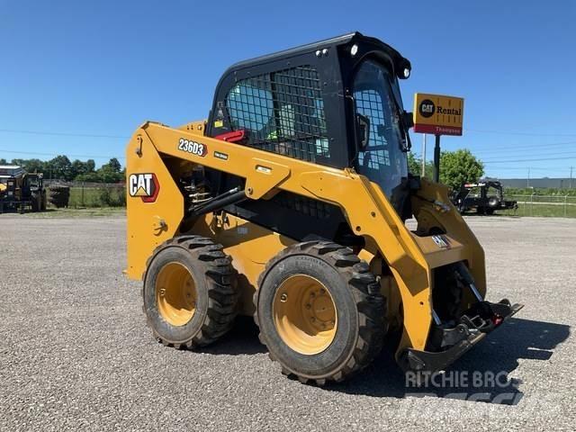 CAT 236D3 لوادر انزلاقية التوجيه