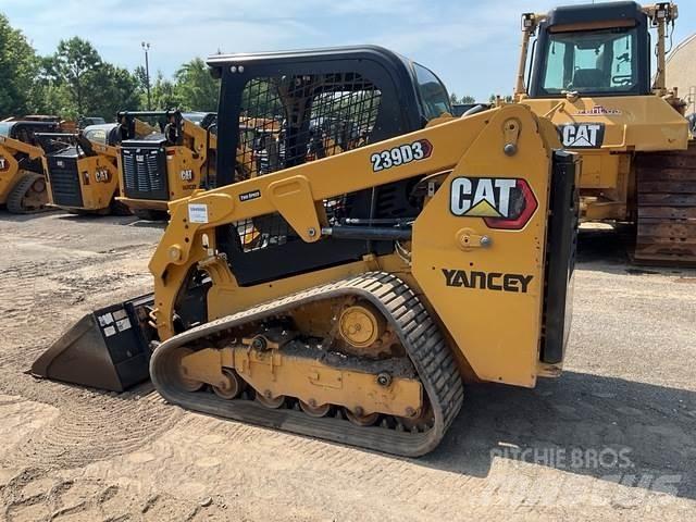 CAT 239D3 لوادر انزلاقية التوجيه