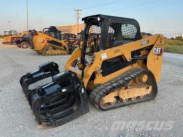CAT 239D3 لوادر انزلاقية التوجيه