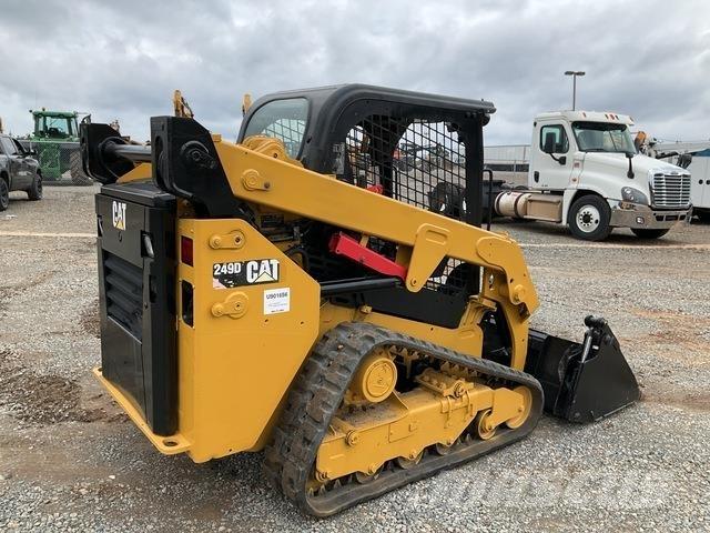CAT 249D لوادر انزلاقية التوجيه
