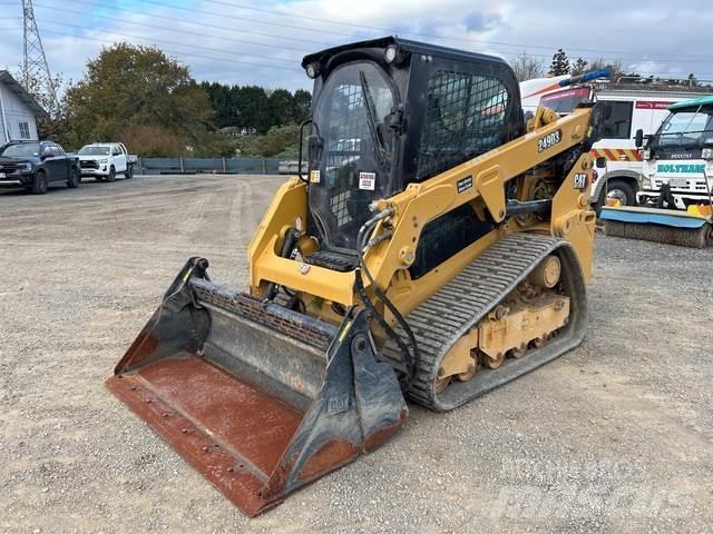 CAT 249D3 لوادر انزلاقية التوجيه