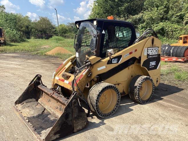 CAT 256C لوادر انزلاقية التوجيه