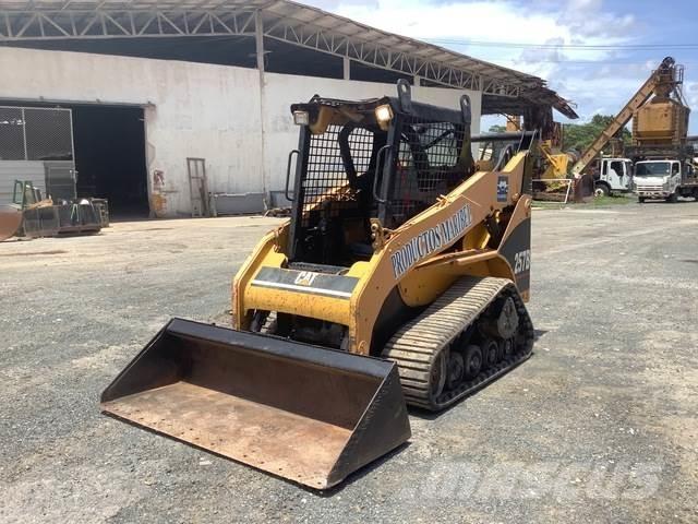 CAT 257B لوادر انزلاقية التوجيه