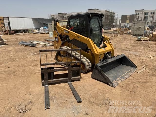 CAT 259 D3 لوادر انزلاقية التوجيه
