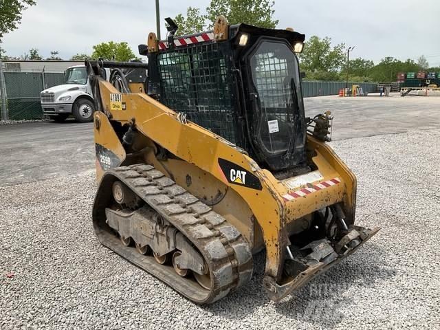 CAT 259B3 لوادر انزلاقية التوجيه