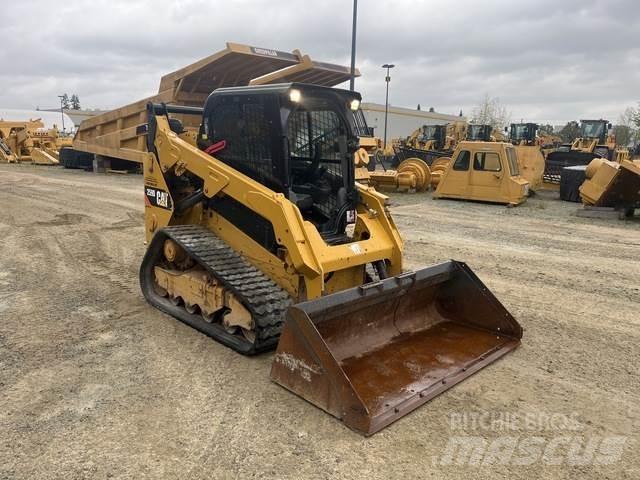 CAT 259D لوادر انزلاقية التوجيه
