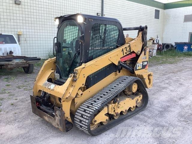 CAT 259D لوادر انزلاقية التوجيه