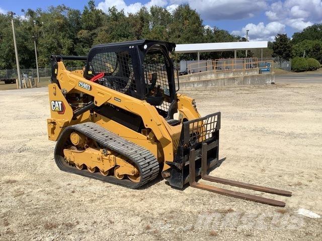 CAT 259D3 لوادر انزلاقية التوجيه