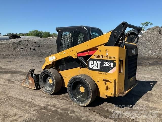 CAT 262D لوادر انزلاقية التوجيه