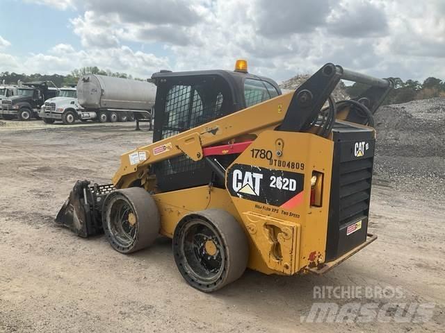 CAT 262D لوادر انزلاقية التوجيه