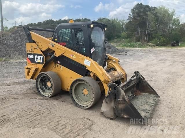 CAT 262D لوادر انزلاقية التوجيه