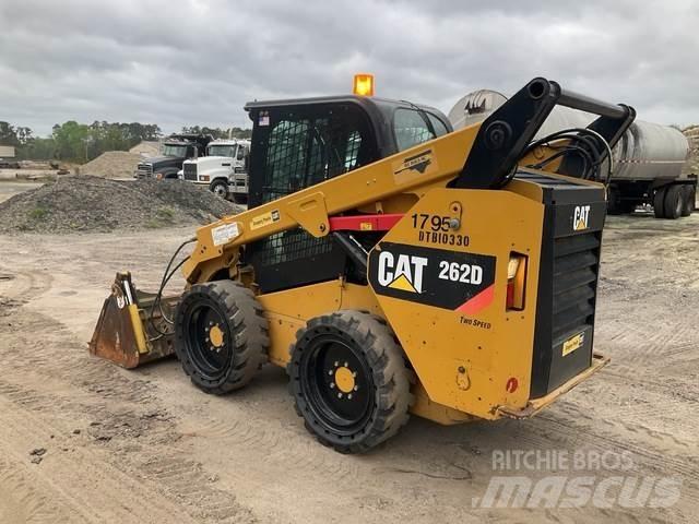 CAT 262D لوادر انزلاقية التوجيه