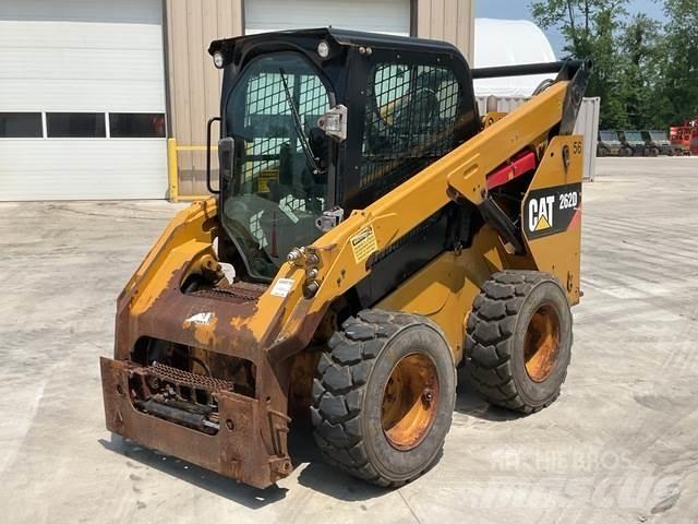 CAT 262D لوادر انزلاقية التوجيه