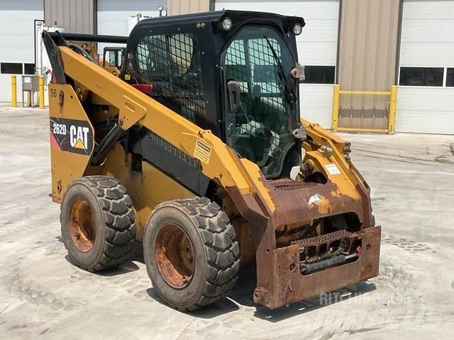 CAT 262D لوادر انزلاقية التوجيه