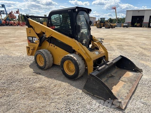 CAT 272D2 XHP لوادر انزلاقية التوجيه