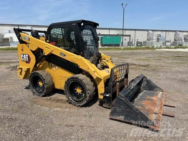 CAT 272D3 لوادر انزلاقية التوجيه