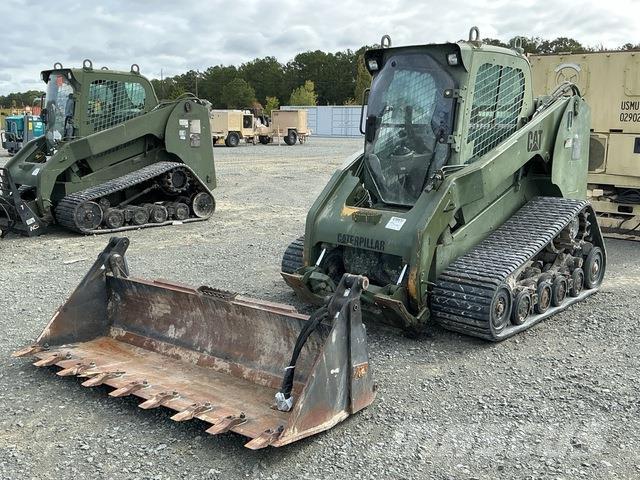 CAT 277C لوادر انزلاقية التوجيه