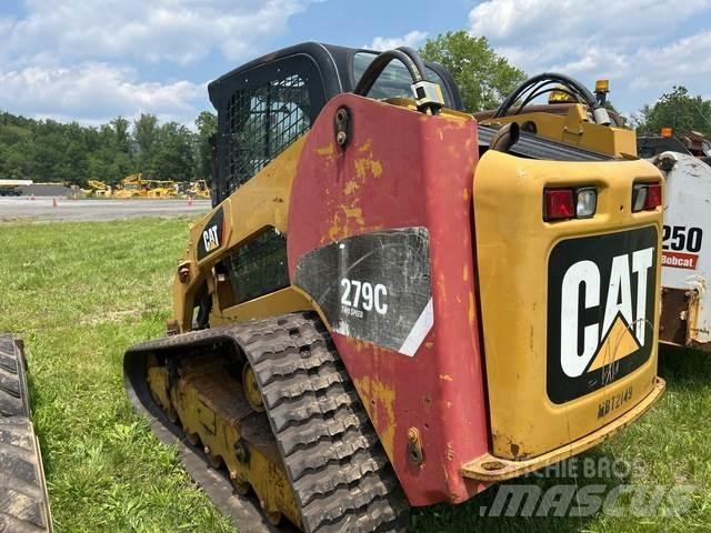 CAT 279C لوادر انزلاقية التوجيه