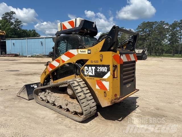 CAT 299D لوادر انزلاقية التوجيه