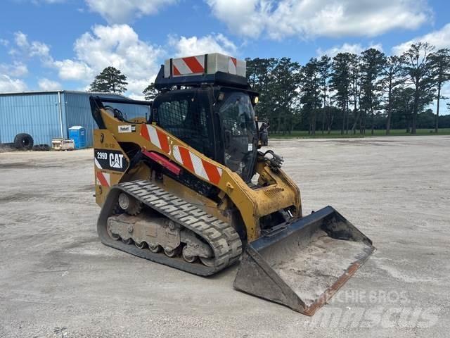 CAT 299D لوادر انزلاقية التوجيه