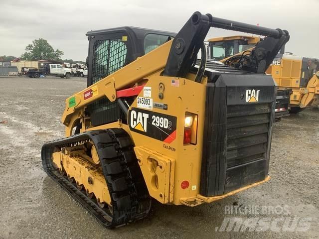 CAT 299D2 لوادر انزلاقية التوجيه