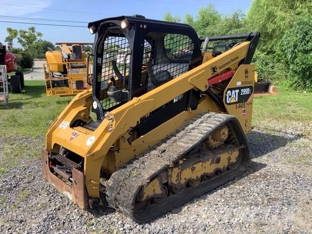 CAT 299D2 لوادر انزلاقية التوجيه