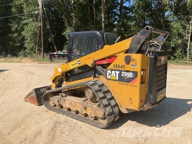 CAT 299D2 لوادر انزلاقية التوجيه