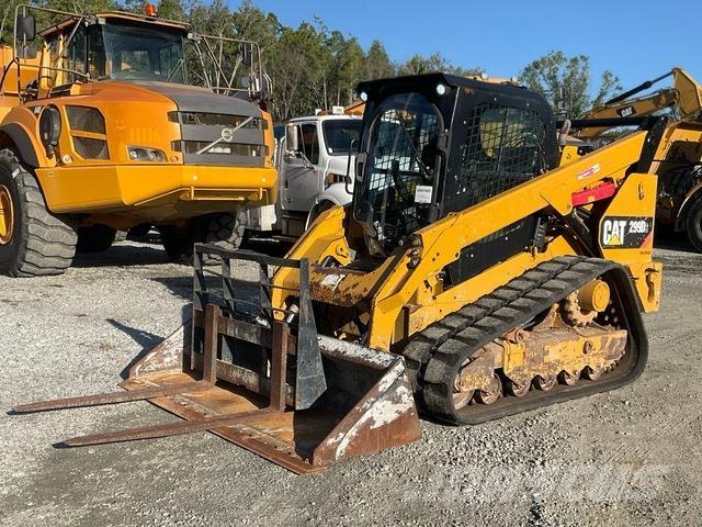 CAT 299D2 لوادر انزلاقية التوجيه