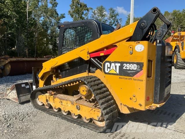 CAT 299D2 لوادر انزلاقية التوجيه