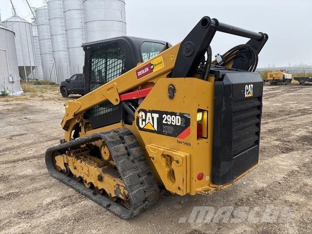 CAT 299D2 XHP لوادر انزلاقية التوجيه