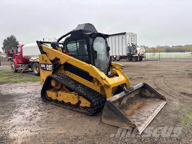 CAT 299D2 XHP لوادر انزلاقية التوجيه