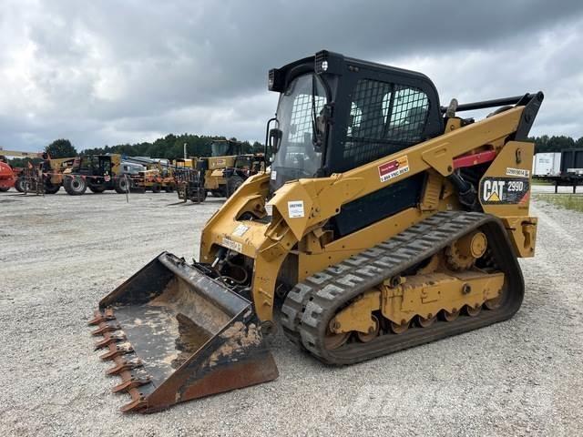 CAT 299D2XHP لوادر انزلاقية التوجيه