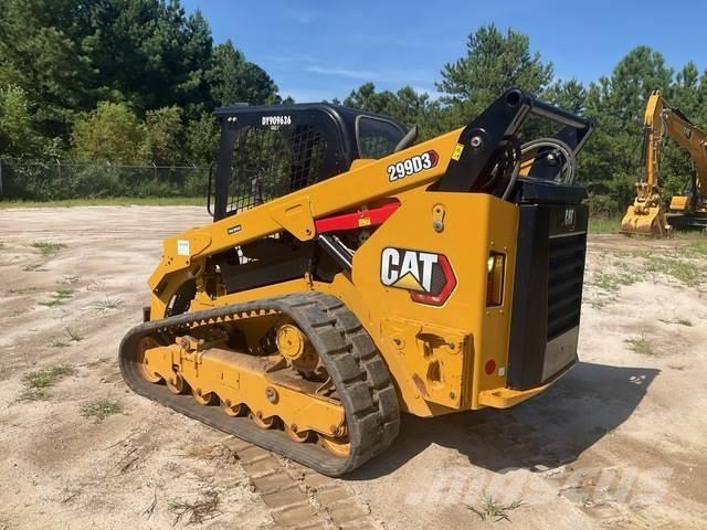 CAT 299D3 لوادر انزلاقية التوجيه