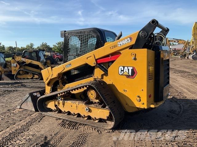 CAT 299D3 لوادر انزلاقية التوجيه
