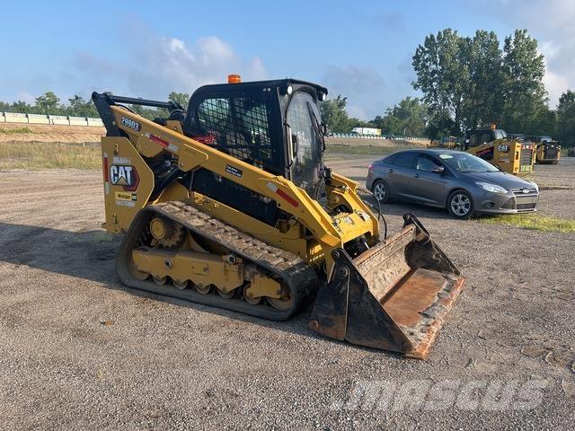 CAT 299D3 لوادر انزلاقية التوجيه