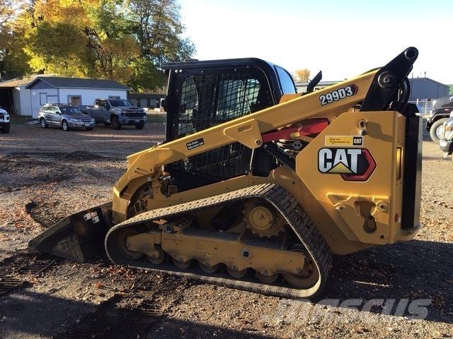 CAT 299D3 لوادر انزلاقية التوجيه