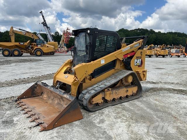 CAT 299D3XE لوادر انزلاقية التوجيه