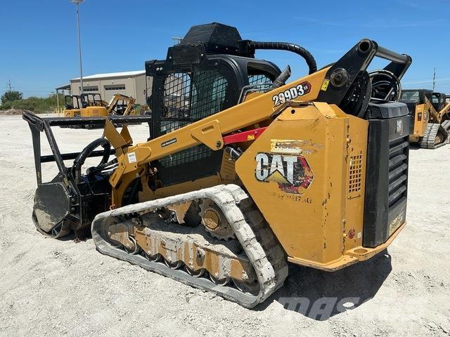 CAT 299D3XE لوادر انزلاقية التوجيه