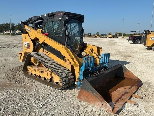 CAT 299D3XE لوادر انزلاقية التوجيه