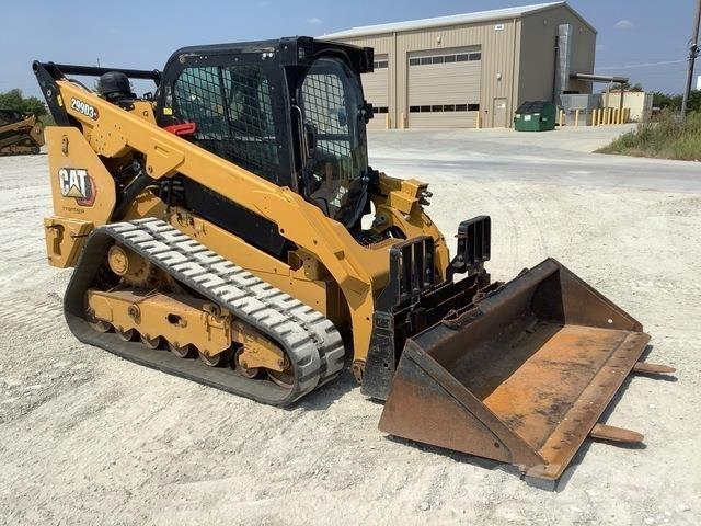 CAT 299D3XE لوادر انزلاقية التوجيه