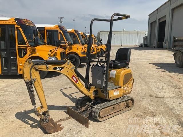 CAT 300.9D حفارات زحافة