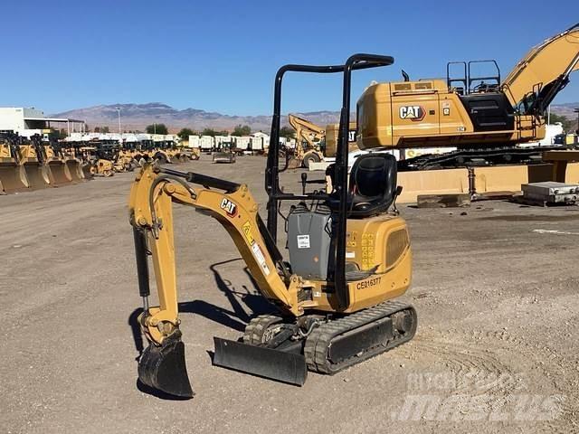 CAT 300.9D حفارات زحافة