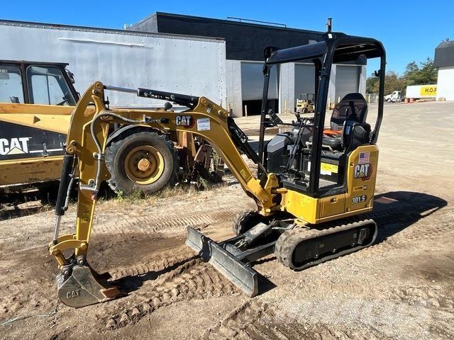 CAT 301.5 حفارات زحافة