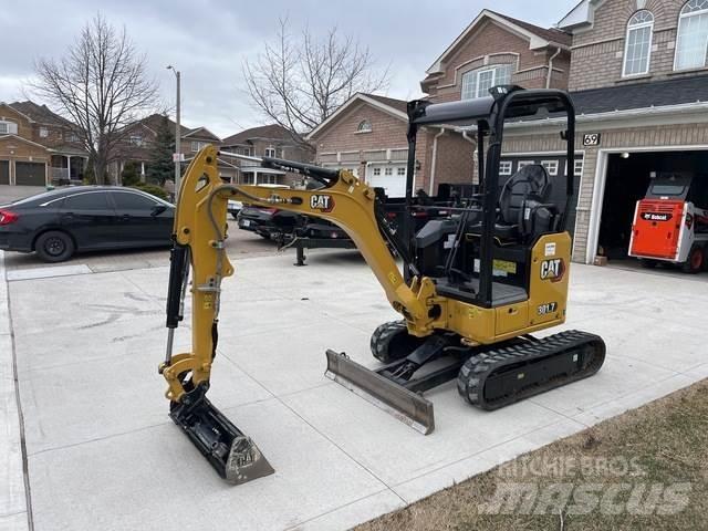 CAT 301.7 CR حفارات زحافة