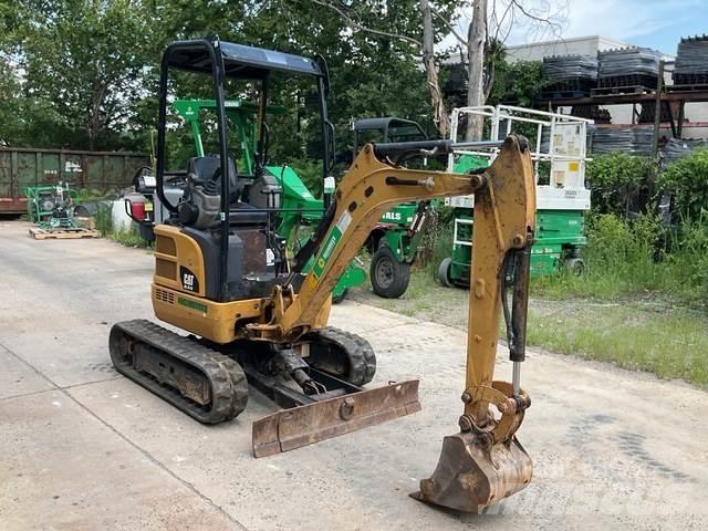 CAT 301.7D CR حفارات زحافة