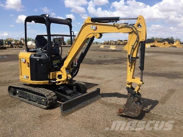 CAT 302.7CR حفارات زحافة