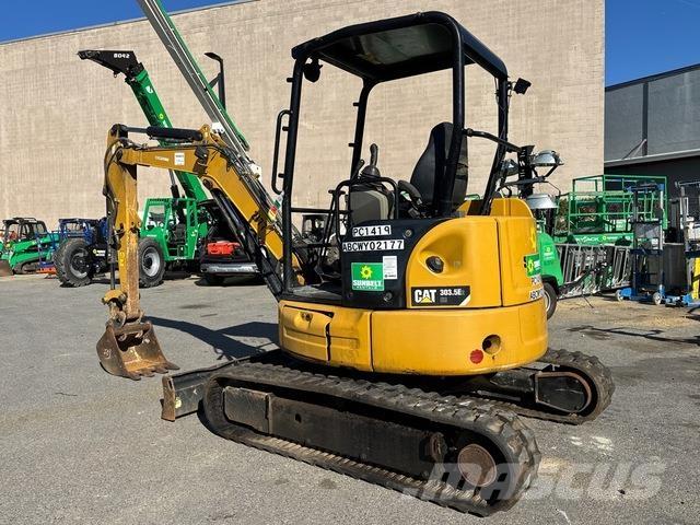 CAT 303.5 E2 حفارات زحافة