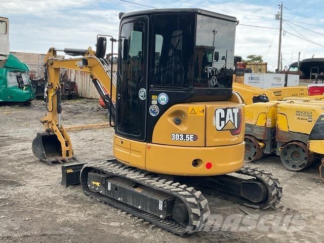 CAT 303.5E2 CR حفارات زحافة