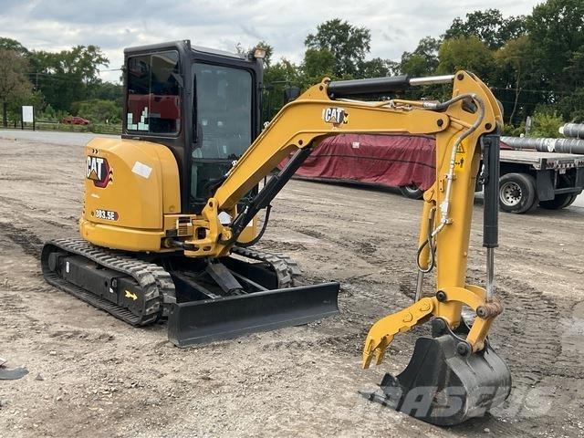CAT 303.5E2 CR حفارات زحافة