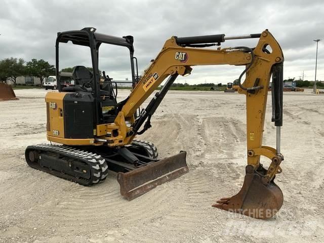 CAT 303 CR حفارات زحافة